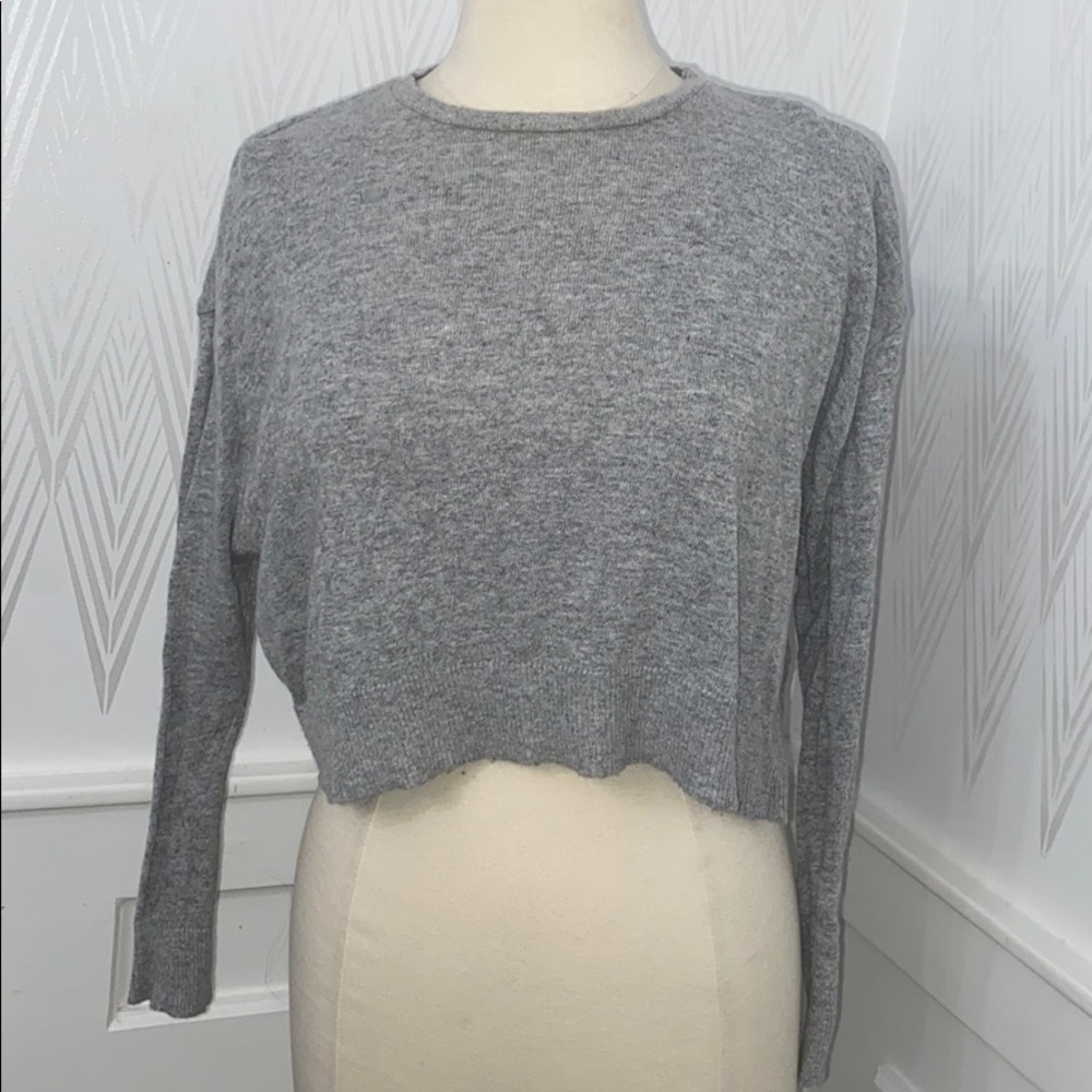 Crop sweater
